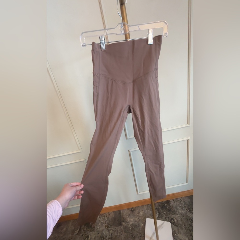 HALARA Legging Small NWT UltraSculpt Pocket High Waisted Leggings Brown MSRP $62 - Picture 3 of 5